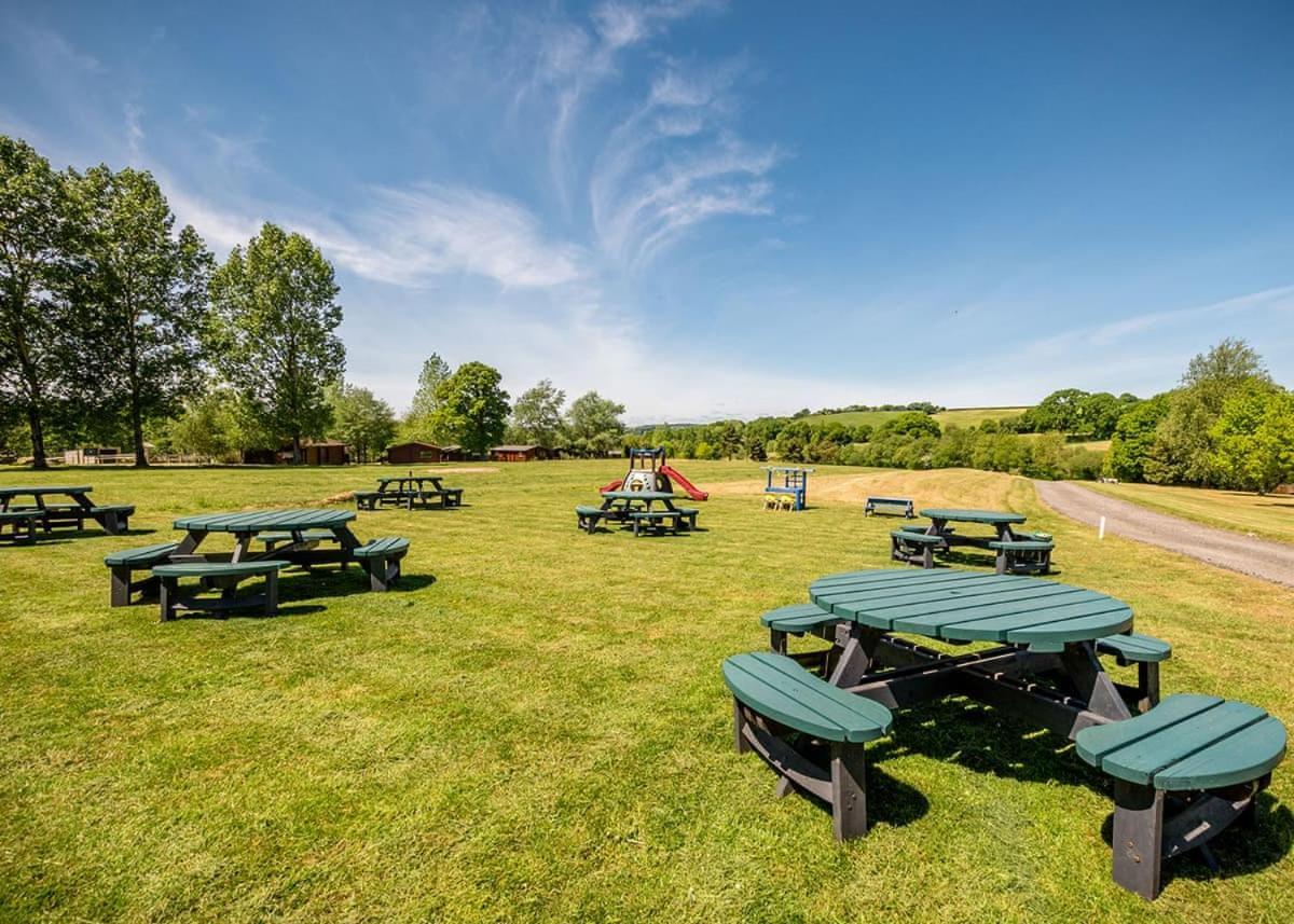 Fingle Glen Lodges Whitestone Esterno foto